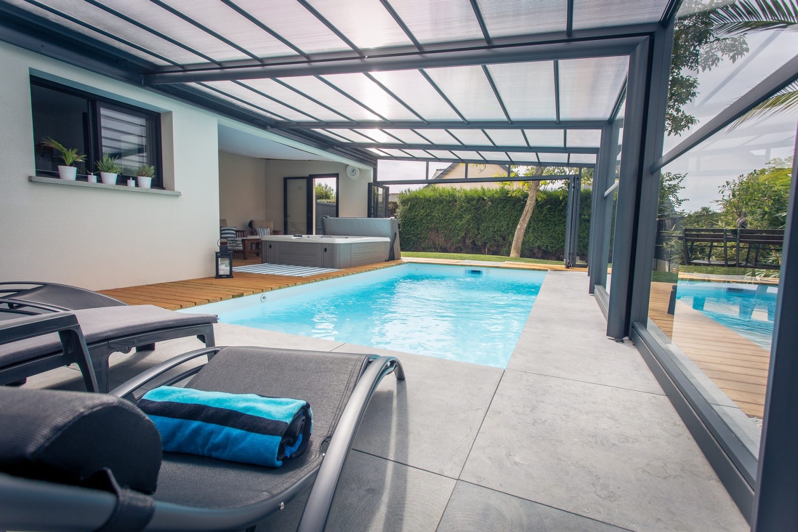 final-piscine-sous-abris-1